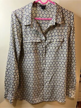 🎉MOVING SALE 🎉 Ann Taylor Size Small 3/4 Button Up Yellow White and black